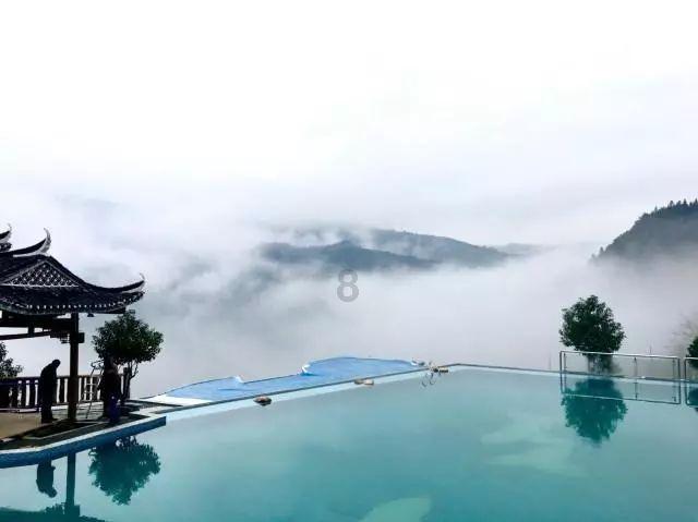 逃离诡异小镇